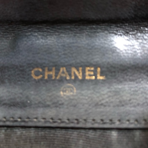 Authentic Chanel Black Leather Wallet - CLASSIC!  Super Soft Vintage EUC - Picture 9 of 15